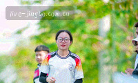 科技纹理背景配上升趋势线